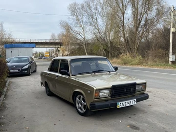 Авто ВАЗ 2107 1996 № 8352826