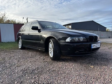 Авто BMW 5 Серия 2002 № 8352848