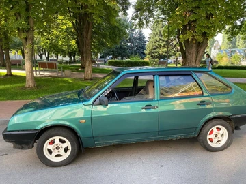 Авто ВАЗ 2109 1997 № 8352852