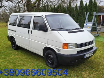 Авто Volkswagen Transporter 2000 № 8352938