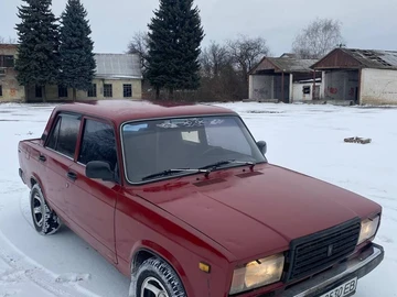 Авто ВАЗ 2107 1993 № 8353078