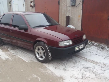 Авто Opel Vectra 1990 № 8353085