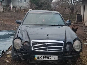 Авто Mercedes 240 1998 № 8353113