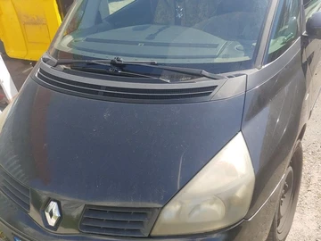 Авто Renault 4 2005 № 8353124