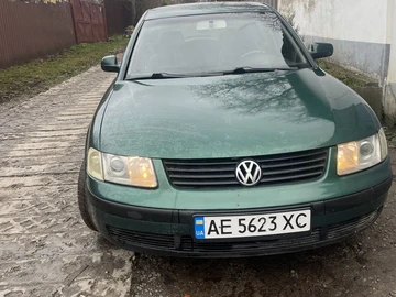 Авто Volkswagen Passat Sedan 2000 № 8353274