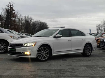 Авто Volkswagen Passat Sedan 2017 № 8353278