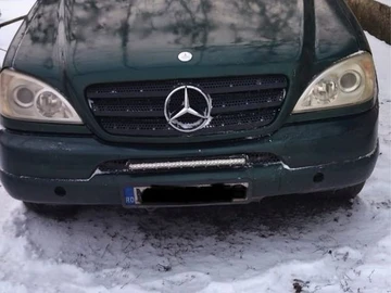 Авто Mercedes Ml Серия 2001 № 8353437