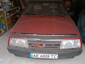 Авто ВАЗ 2109 1992 № 8353450