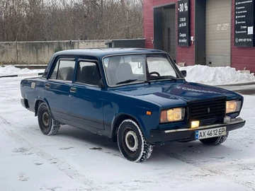 Авто ВАЗ 2107 2004 № 8353776