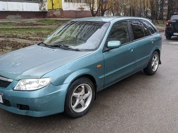 Авто Mazda 323 2001 № 8353969