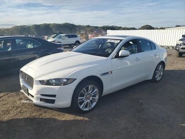 Авто Jaguar Xe 2019 № 8354111