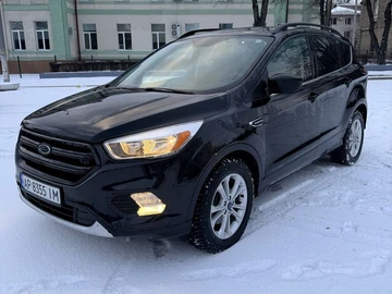 Авто Ford Escape 2018 № 8354295