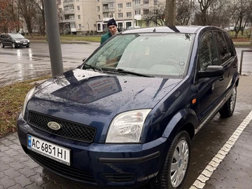 Авто Ford Fusion 2003 № 8354435