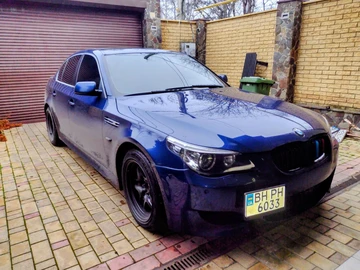 Авто BMW 5 Серия 2003 № 8354450