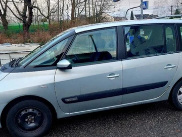Авто Renault 5 2003 № 8354512