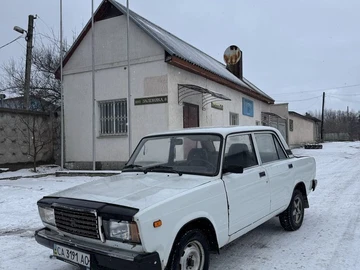Авто ВАЗ 2107 2007 № 8354514
