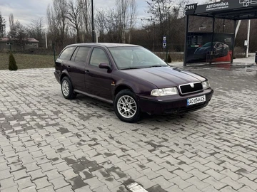 Авто Skoda Octavia 2001 № 8354576