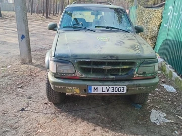Авто Ford Explorer 1998 № 8354789
