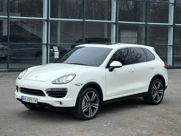 Авто Porsche Cayenne 2011 № 8354836