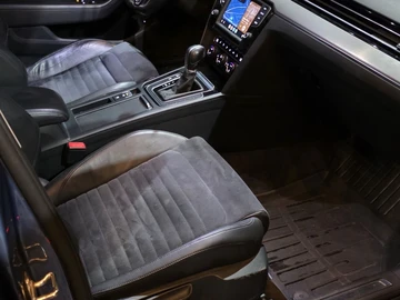 Авто Volkswagen Passat Variant 2017 № 8354906