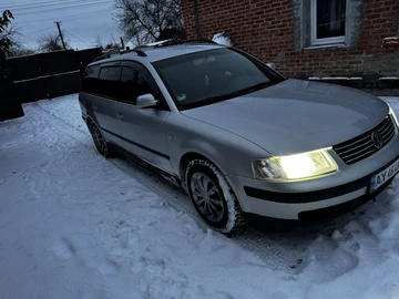 Авто Volkswagen Passat Variant 1999 № 8354949
