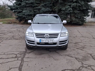 Авто Volkswagen Touareg 2004 № 8354953
