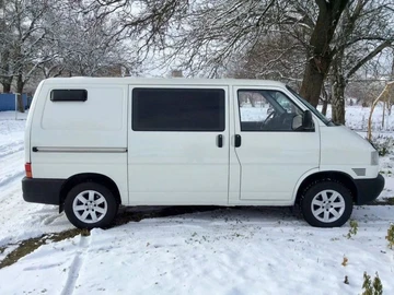 Авто Volkswagen Transporter 1998 № 8354955