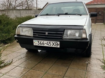 Авто ВАЗ 2109 1987 № 8355116
