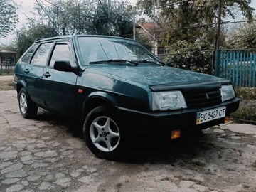 Авто ВАЗ 2109 1997 № 8355347