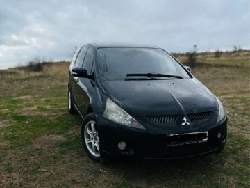 Авто Mitsubishi Grandis 2007 № 8355375