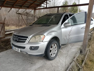 Авто Mercedes Ml Серия 2006 № 8355426
