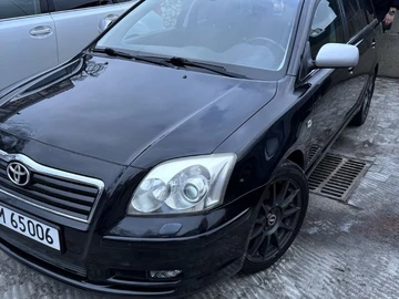 Авто Toyota Avensis 2004 № 8355523