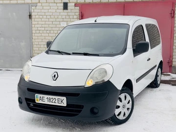 Авто Renault Kangoo Passenger 2010 № 8355525