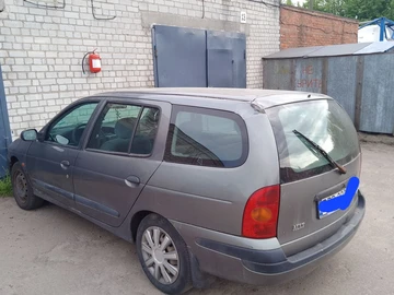 Авто Renault Megane 2000 № 8355535