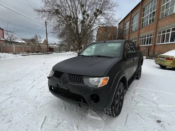 Авто Mitsubishi L 200 2005 № 8355536