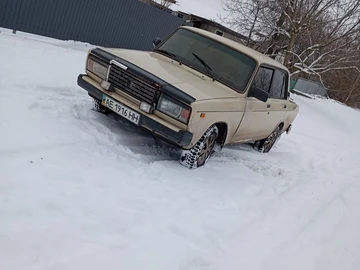 Авто ВАЗ 2107 1996 № 8355581