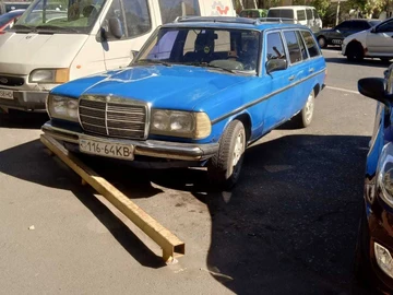 Авто Mercedes W123 1983 № 8355586