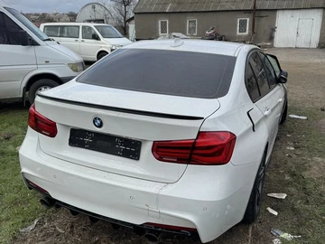 Авто BMW 3 Серия 2017 № 8355705