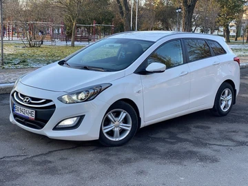 Авто Hyundai I30 2013 № 8355708