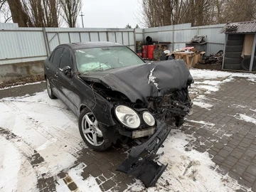 Авто Mercedes E Серия 2006 № 8355799