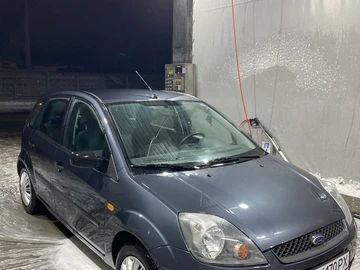 Авто Ford Fiesta 2005 № 8355838