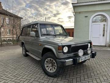 Авто Mitsubishi Pajero 1985 № 8355853
