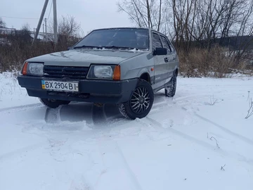 Авто ВАЗ 2109 1995 № 8355873