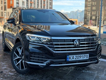 Авто Volkswagen Touareg 2022 № 8356118