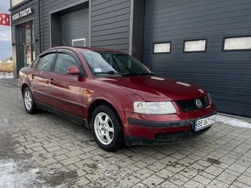 Авто Volkswagen Passat Sedan 1999 № 8356320