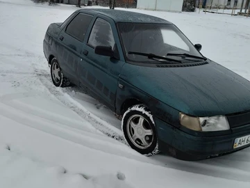 Авто ВАЗ 2110 2000 № 8356416