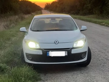 Авто Renault Megane 2012 № 8356986