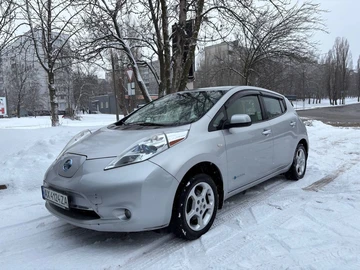 Авто Nissan Leaf 2012 № 8357012