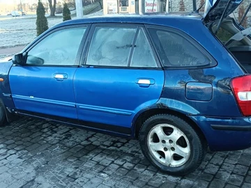 Авто Mazda 3 2001 № 8357137