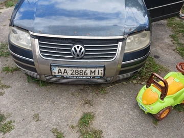 Авто Volkswagen Passat Sedan 2004 № 8357235